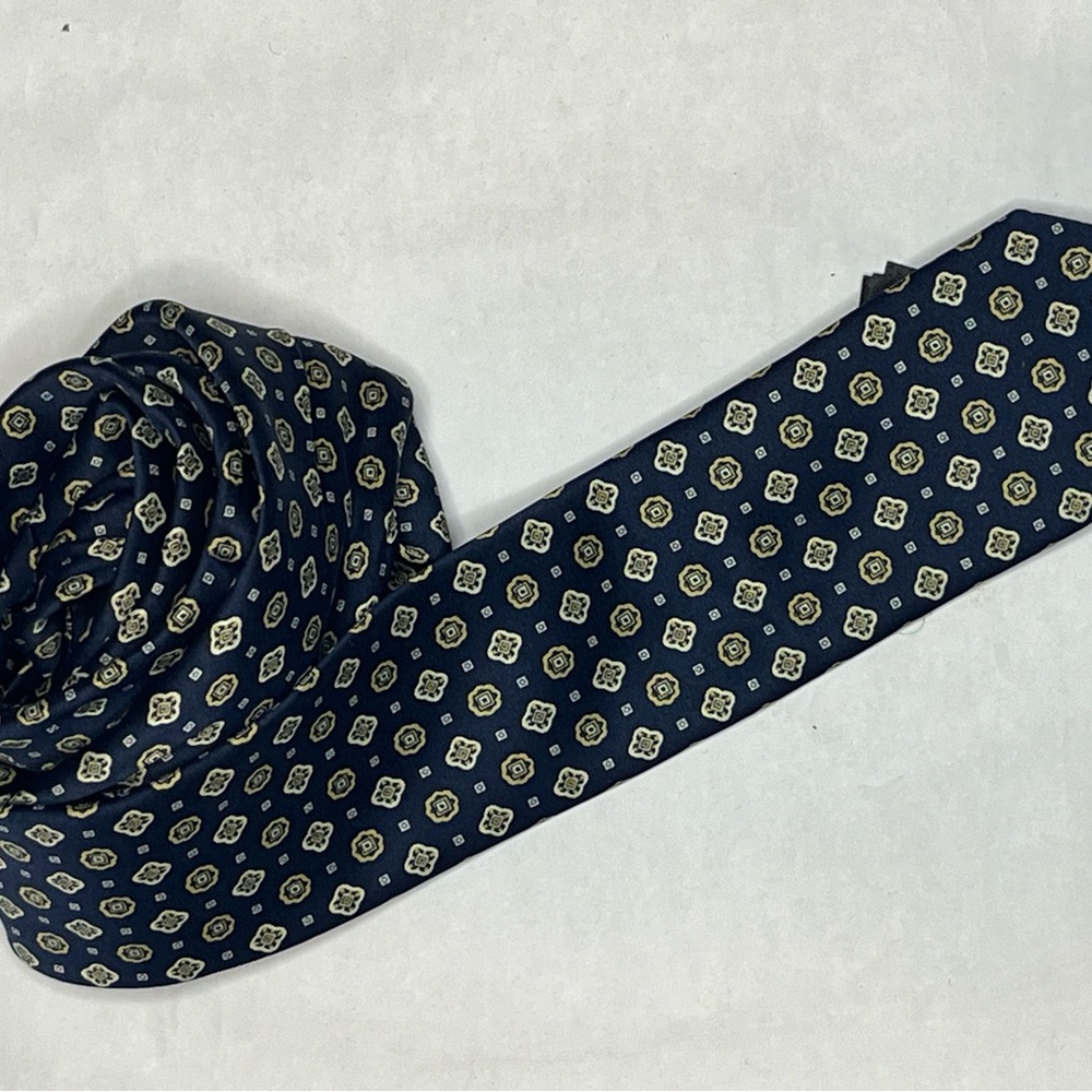 H&M Men’s Skinny Tie